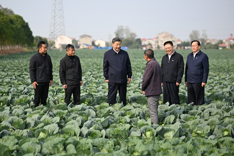 习近平在湖北考察时强调：鼓足干劲奋发进取 久久为功善作善成 奋力谱写中国式现代化湖北篇章 (9).jpg